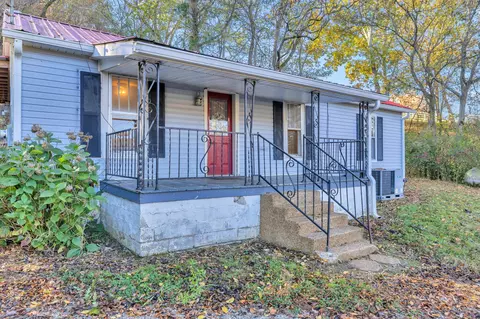 3892 Covey Hollow Rd, Culleoka, TN 38451