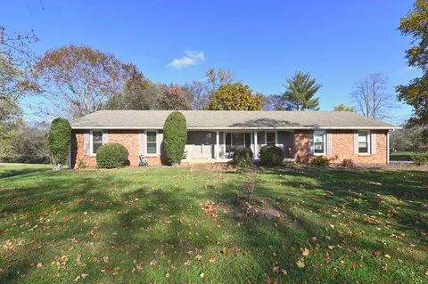 2012 Graceland Dr, Goodlettsville, TN 37072