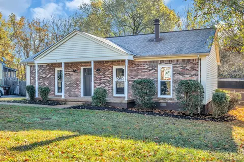 318 Sunny Acre Dr, Mount Juliet, TN 37122