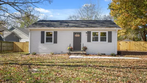 111 Tyree Springs Rd, White House, TN 37188