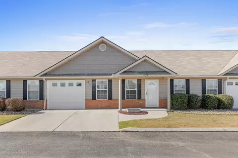103 Cedar Creek Dr, Rossville, GA 30741