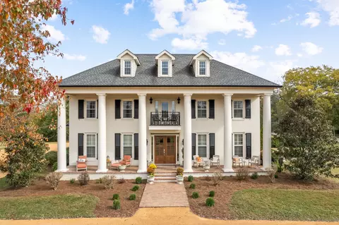1860 Old Natchez Trce, Franklin, TN 37069