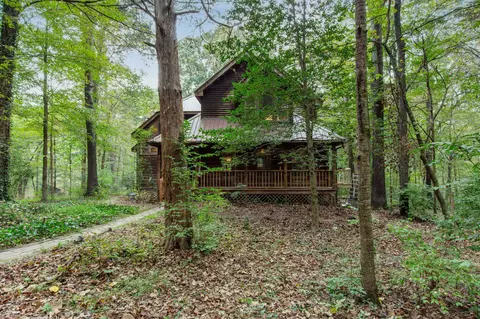 914 Thompson Rd, Pegram, TN 37143