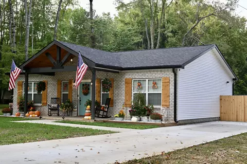 911 Britton Springs Rd, Clarksville, TN 37042