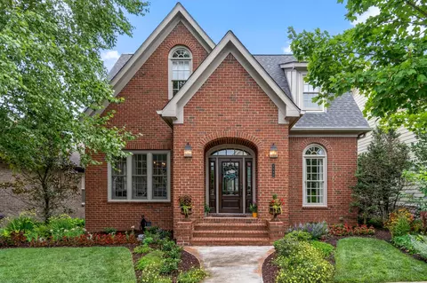 2980 Americus Dr, Thompsons Station, TN 37179