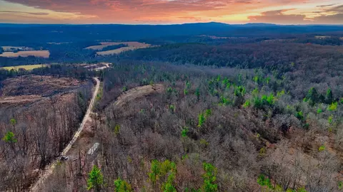 271 Old Quarry Rd, Rockwood, TN 37854
