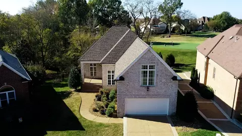 990 Isaac Franklin Dr, Gallatin, TN 37066