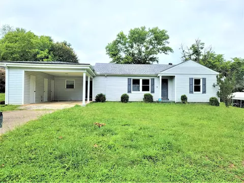 516 E Heights St, Lawrenceburg, TN 38464
