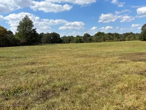 670 Jimtown Rd, Mayfield, KY 42066