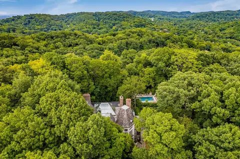 2026 Priest Rd, Nashville, TN 37215