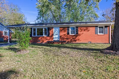 3610 Gale Ln, Hopkinsville, KY 42240