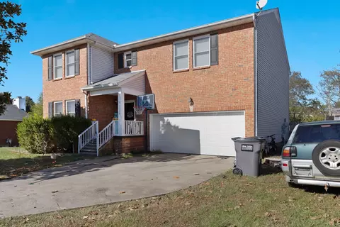 1398 Misty Morning Dr, Gallatin, TN 37066