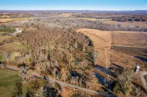659 Van Elrod Rd, Sparta, TN 38583