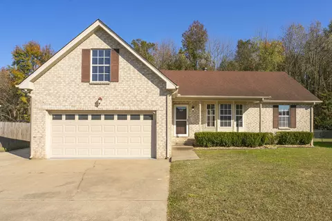 509 Riverway Cove Ln, Old Hickory, TN 37138