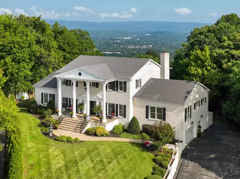5841 N Park Rd, Hixson, TN 37343