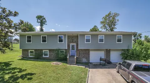 2811 Saint Johns Ln, Chattanooga, TN 37421