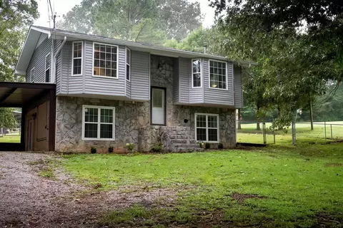 918 Freeman Ave, Bridgeport, AL 35740