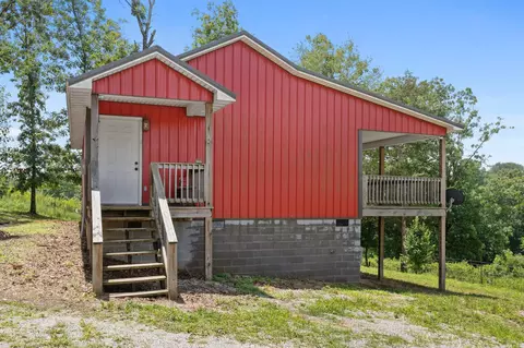 7900 New Harmony Rd, Pikeville, TN 37367