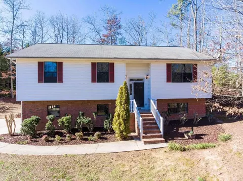 200 Gilbert Rd, Ringgold, GA 30736 photo 2