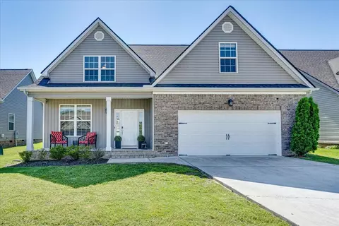 2812 Firethorne Ln, Chattanooga, TN 37421