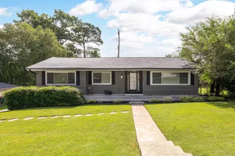 810 Belvoir Hills Dr, Chattanooga, TN 37412