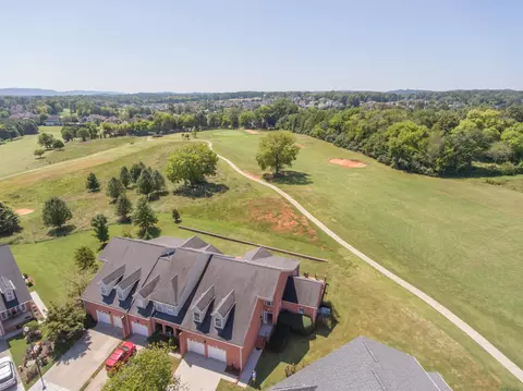 8278 Double Eagle Ct, Ooltewah, TN 37363 photo 4