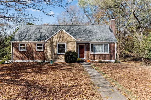 2607 Sandy Dr, Nashville, TN 37216
