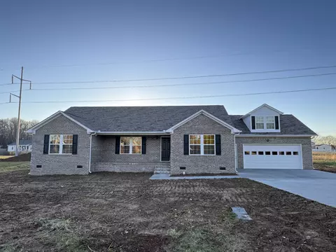 54 Sundance Dr, Lawrenceburg, TN 38464