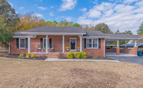 261 Hillcrest Rd, Manchester, TN 37355