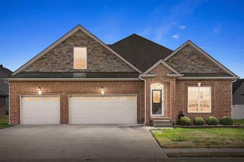 1492 Sango Commons Way, Clarksville, TN 37043