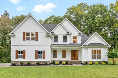 4275 Cumberland City Rd, Clarksville, TN 37042