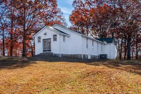 7212 Methodist Church Rd, Lyles, TN 37098