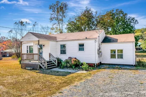 1157 S Seminole Dr, Chattanooga, TN 37412