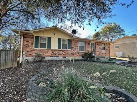 146 Cline Ave, Hendersonville, TN 37075