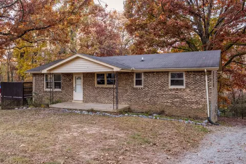 112 Scott Dr, Dickson, TN 37055