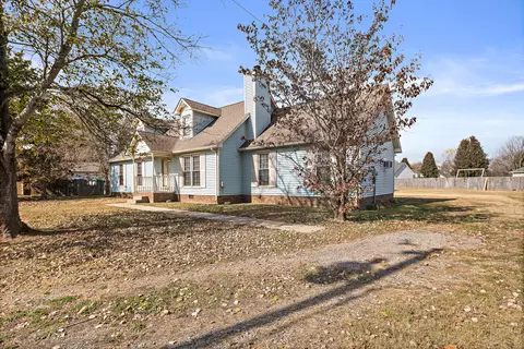 1814 Fox Camp Ct, Murfreesboro, TN 37127