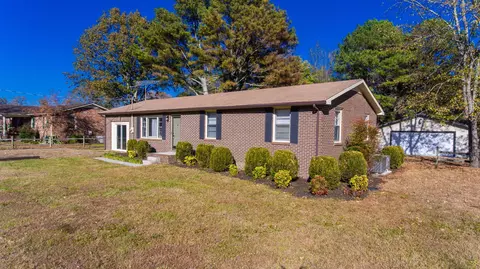 785 New Hope Rd, Manchester, TN 37355