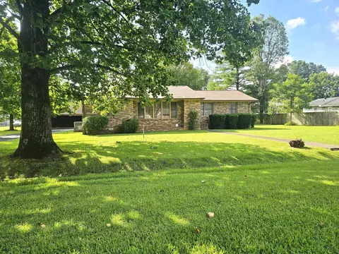 325 Townsite Cir, South Pittsburg, TN 37380