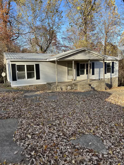 169 Farley Ln, Hartsville, TN 37074