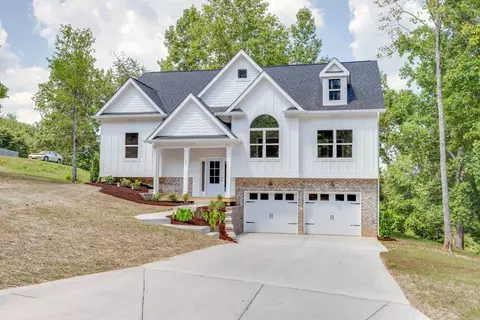109 Brook Hollow Ct, Bon Aqua, TN 37025