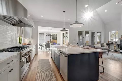 4033 Westlawn Dr, Nashville, TN 37209