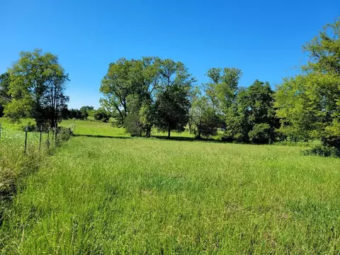 7 Beasley Rd, Chapel Hill, TN 37034