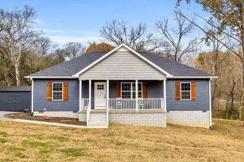 303 Rogers St, Hartsville, TN 37074