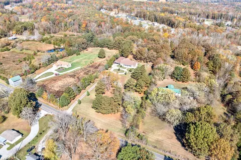 1775 Ogburn Chapel Rd, Clarksville, TN 37042