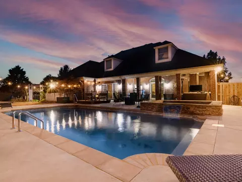 833 Fairway Dr, Fayetteville, TN 37334