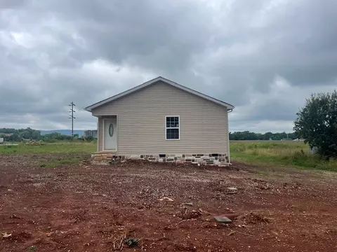 444 Slagtown Rd, Cowan, TN 37318