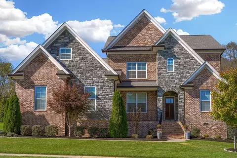 1652 Foxland Blvd, Gallatin, TN 37066
