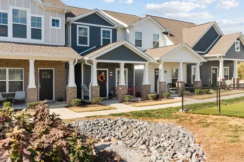 919 Ashland Place Dr, Nashville, TN 37218