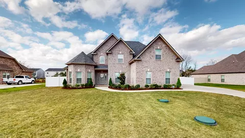 5418 Vermillion Ct, Christiana, TN 37037