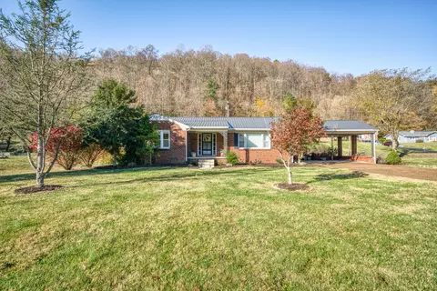 488 S Grundy Quarles Hwy, Gainesboro, TN 38562